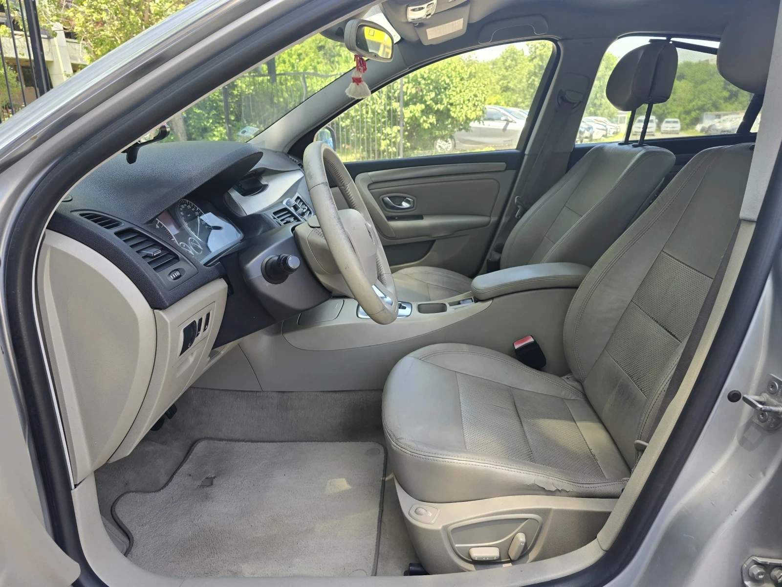 Renault Laguna 2.0DCI/АВТОМАТИК/КОЖА - изображение 9