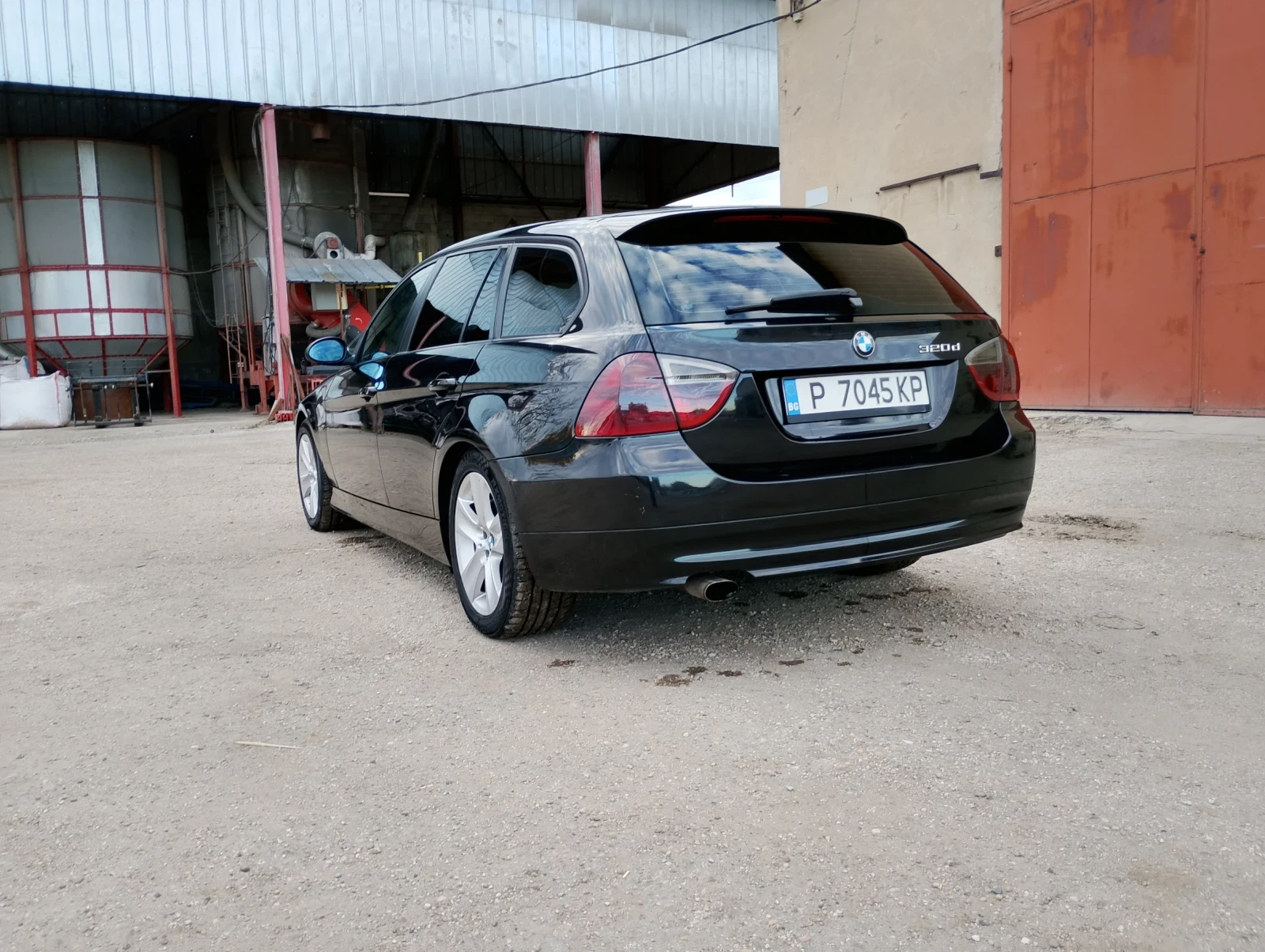 BMW 320 2.0, снимка 6 - Автомобили и джипове - 52728480