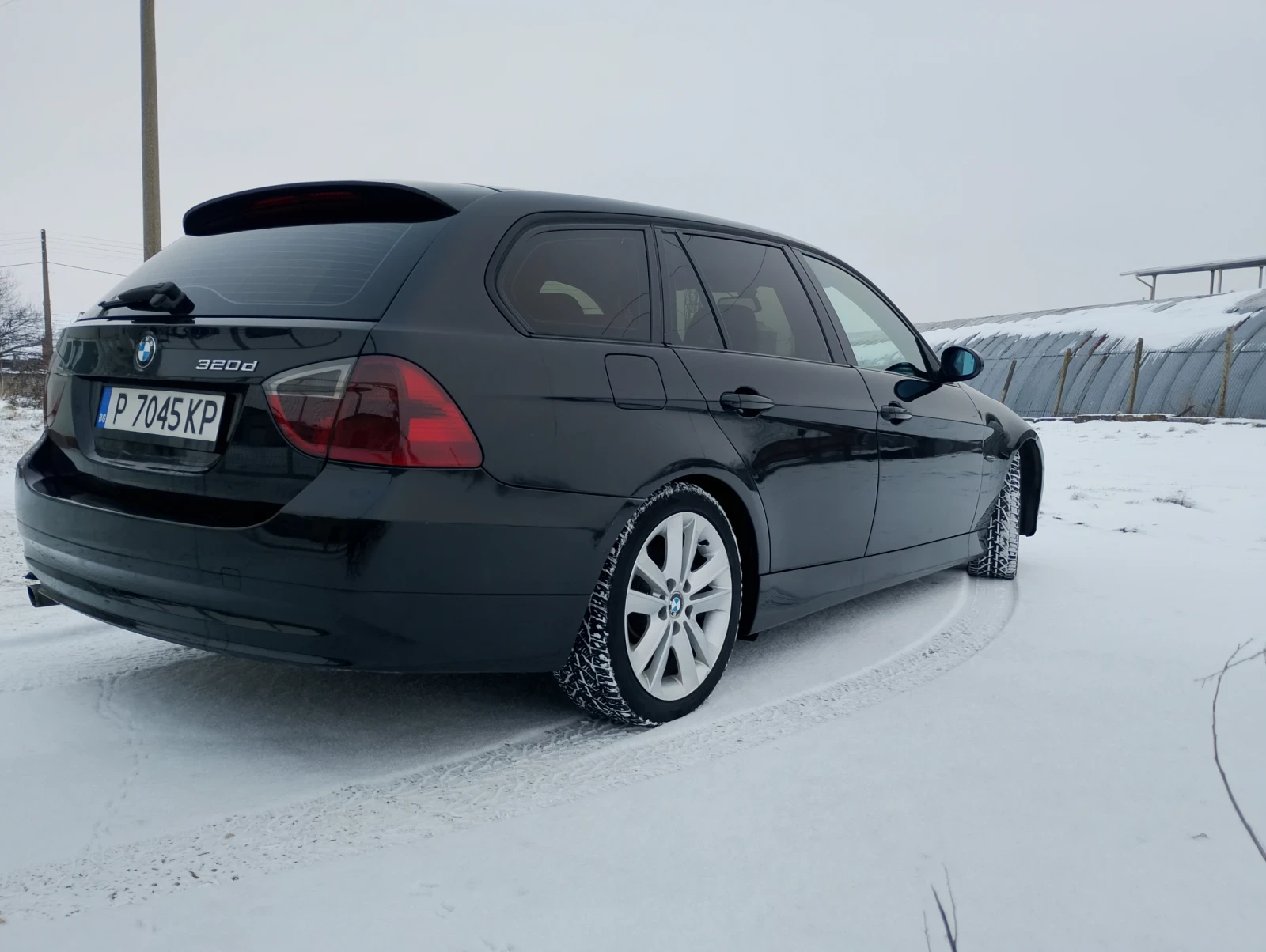 BMW 320 2.0 - изображение 3