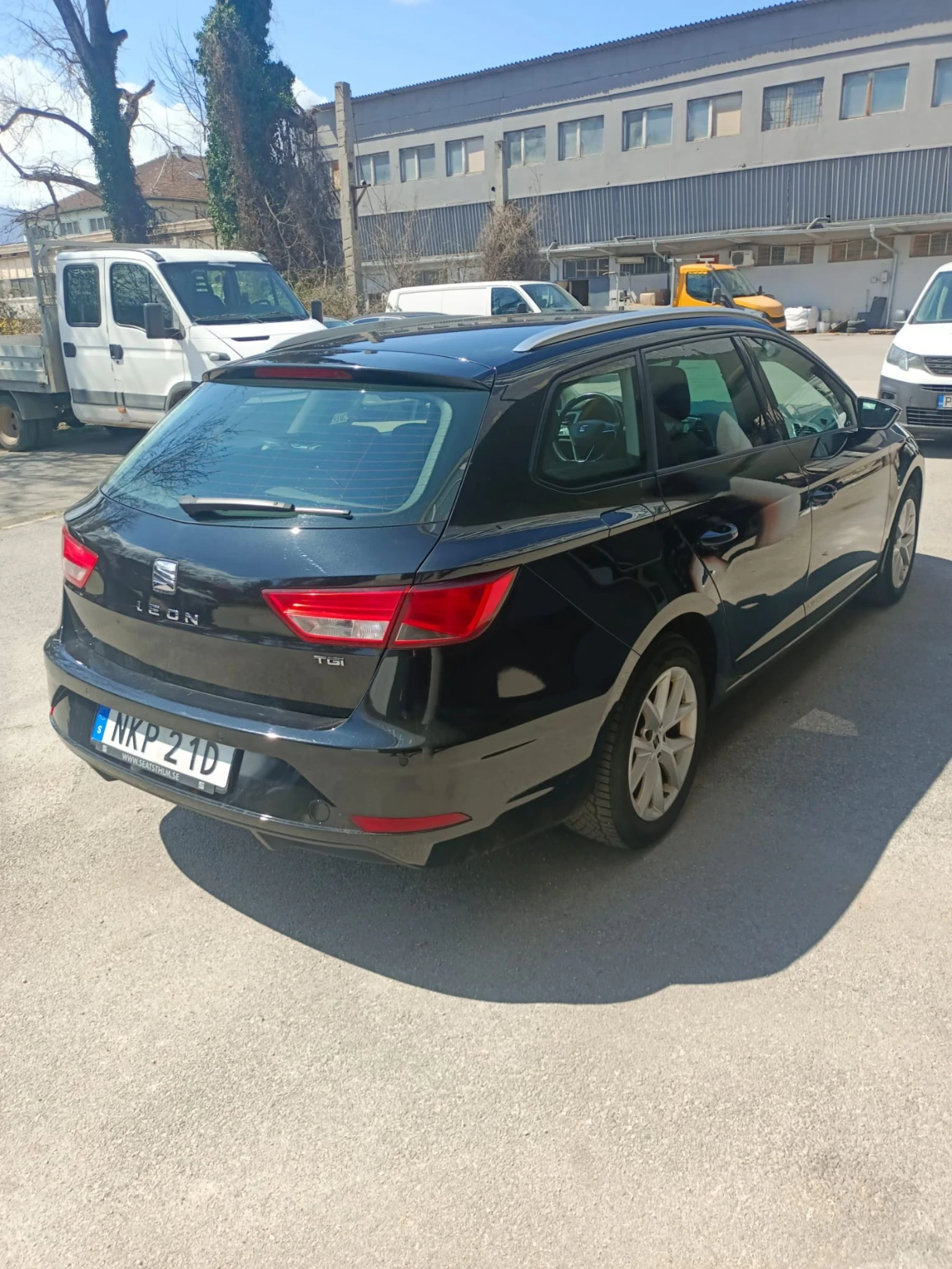 Seat Leon 1.5 TGI METAN, снимка 3 - Автомобили и джипове - 54209736