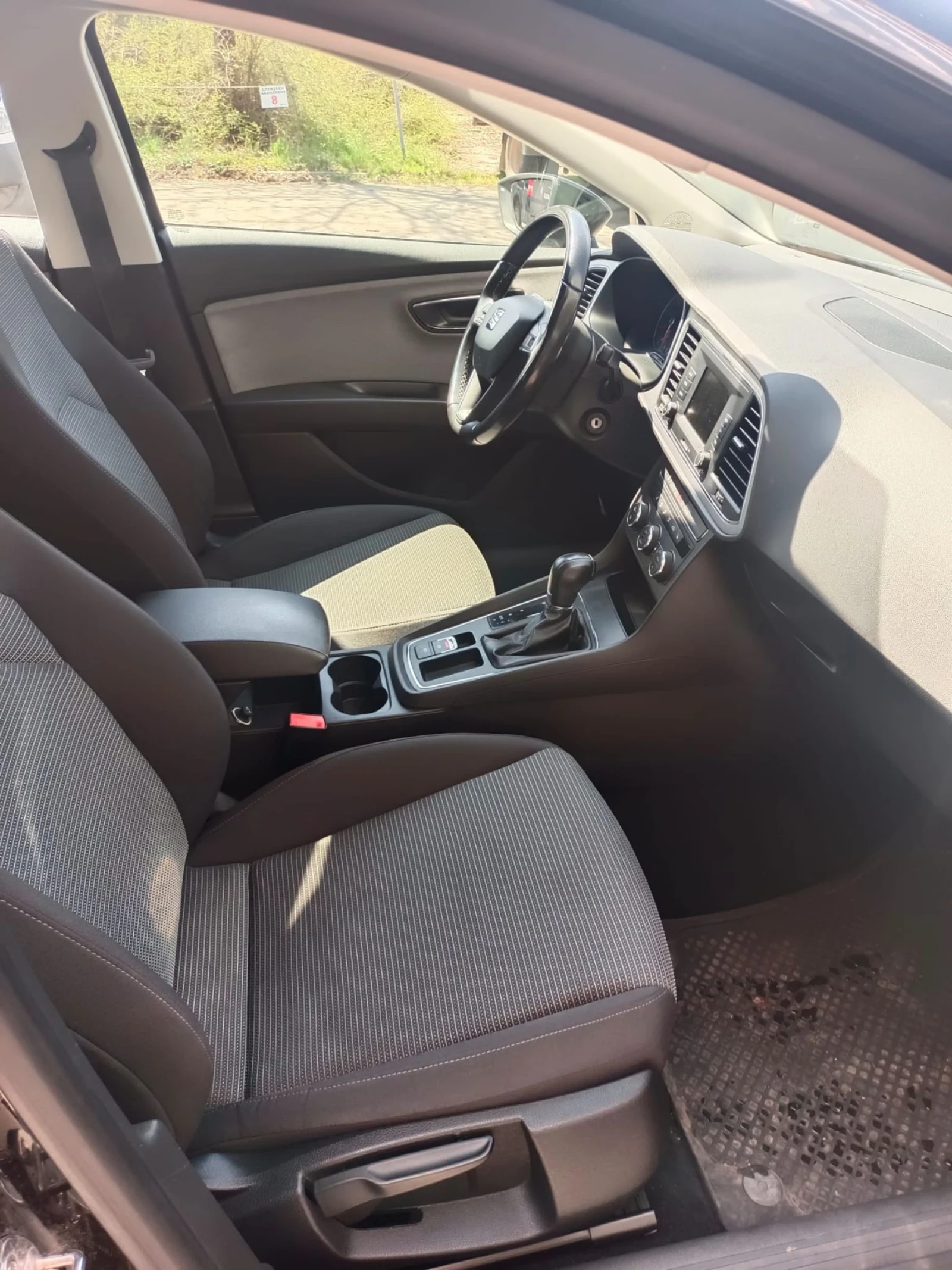 Seat Leon 1.5 TGI METAN, снимка 7 - Автомобили и джипове - 54209736