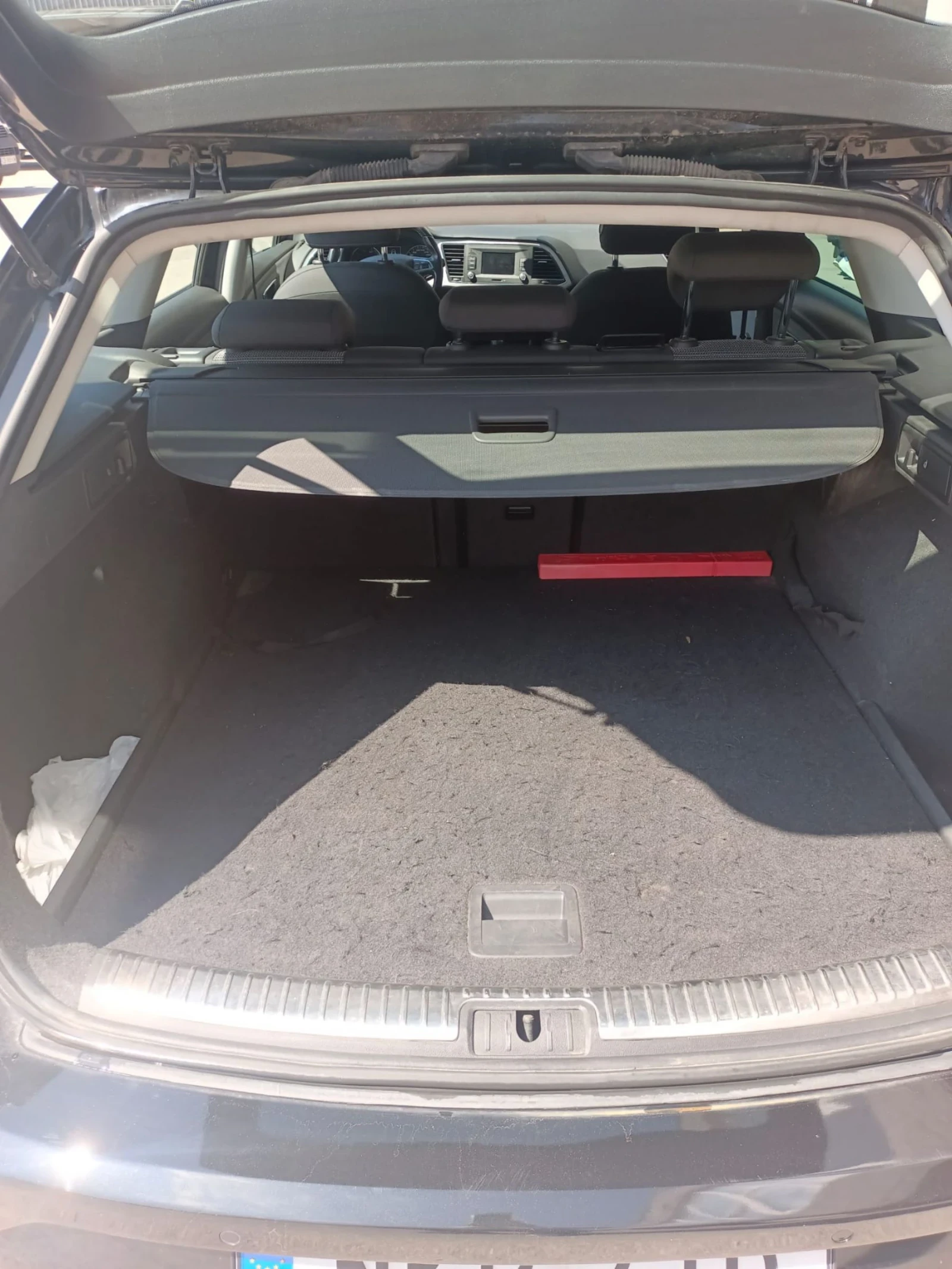 Seat Leon 1.5 TGI METAN, снимка 14 - Автомобили и джипове - 54209736