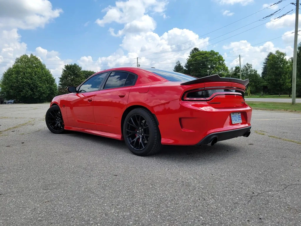 Dodge Charger HELLCAT * * CARFAX * * АВТО КРЕДИТ * *  - изображение 4