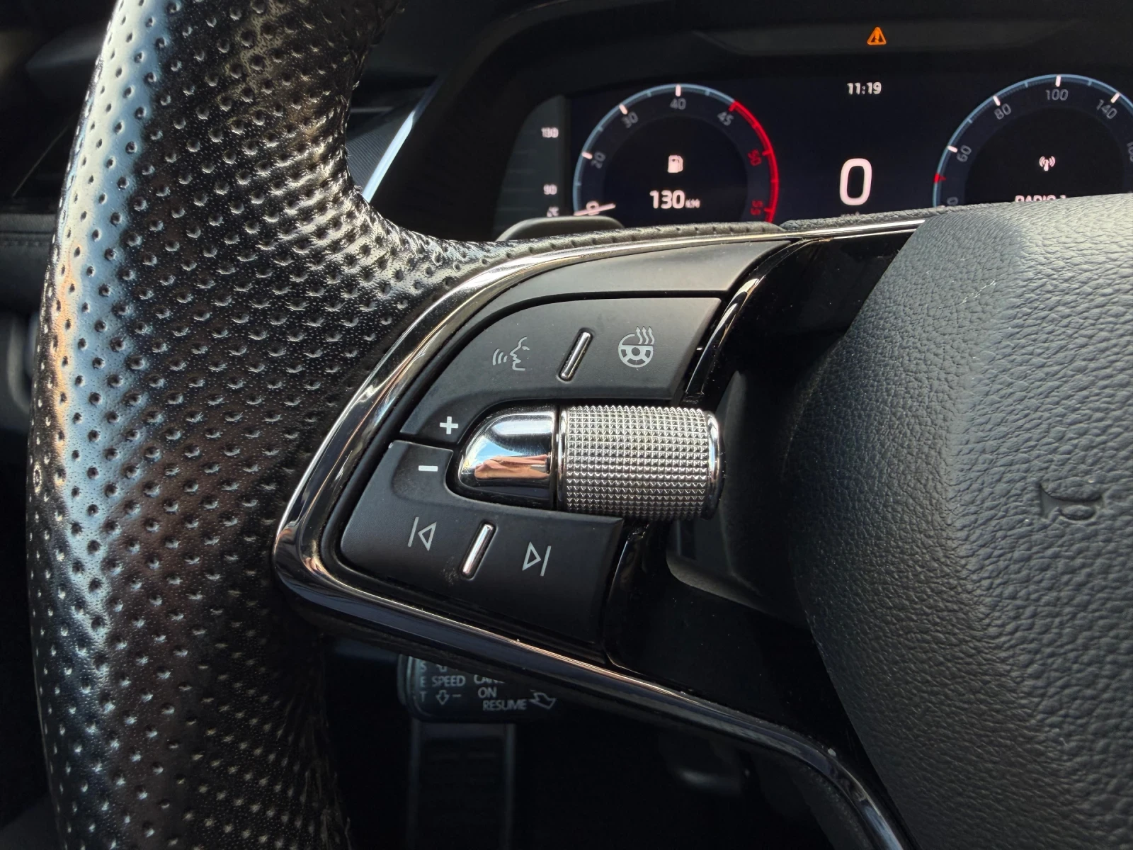 Skoda Octavia 2.0TDI/LUXURY/CAM/CANTON/HEADUP/KEYLESS | Mobile.bg � ����������� 13