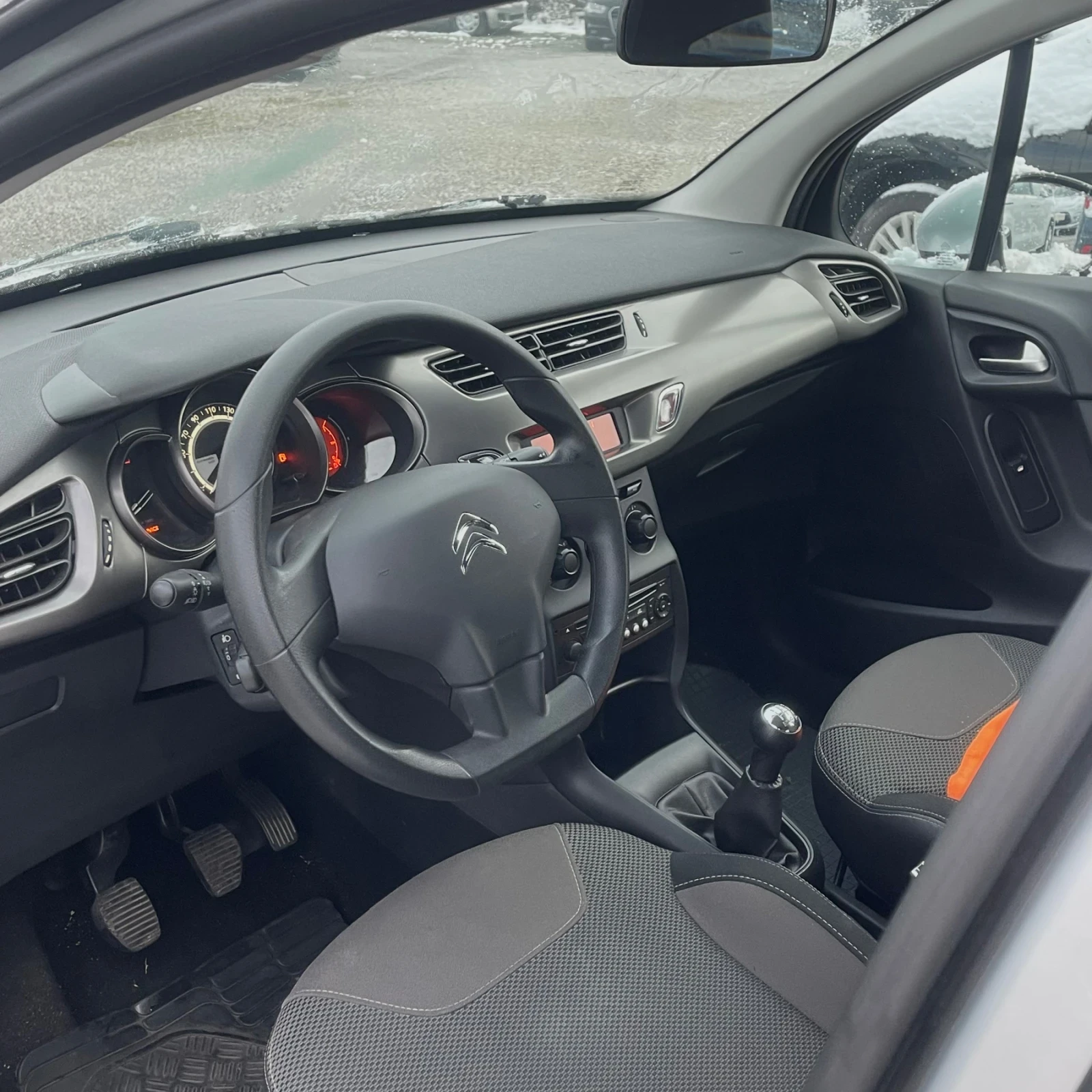 Citroen C3 1.2i FACELIFT Euro5B | Mobile.bg � ����������� 6
