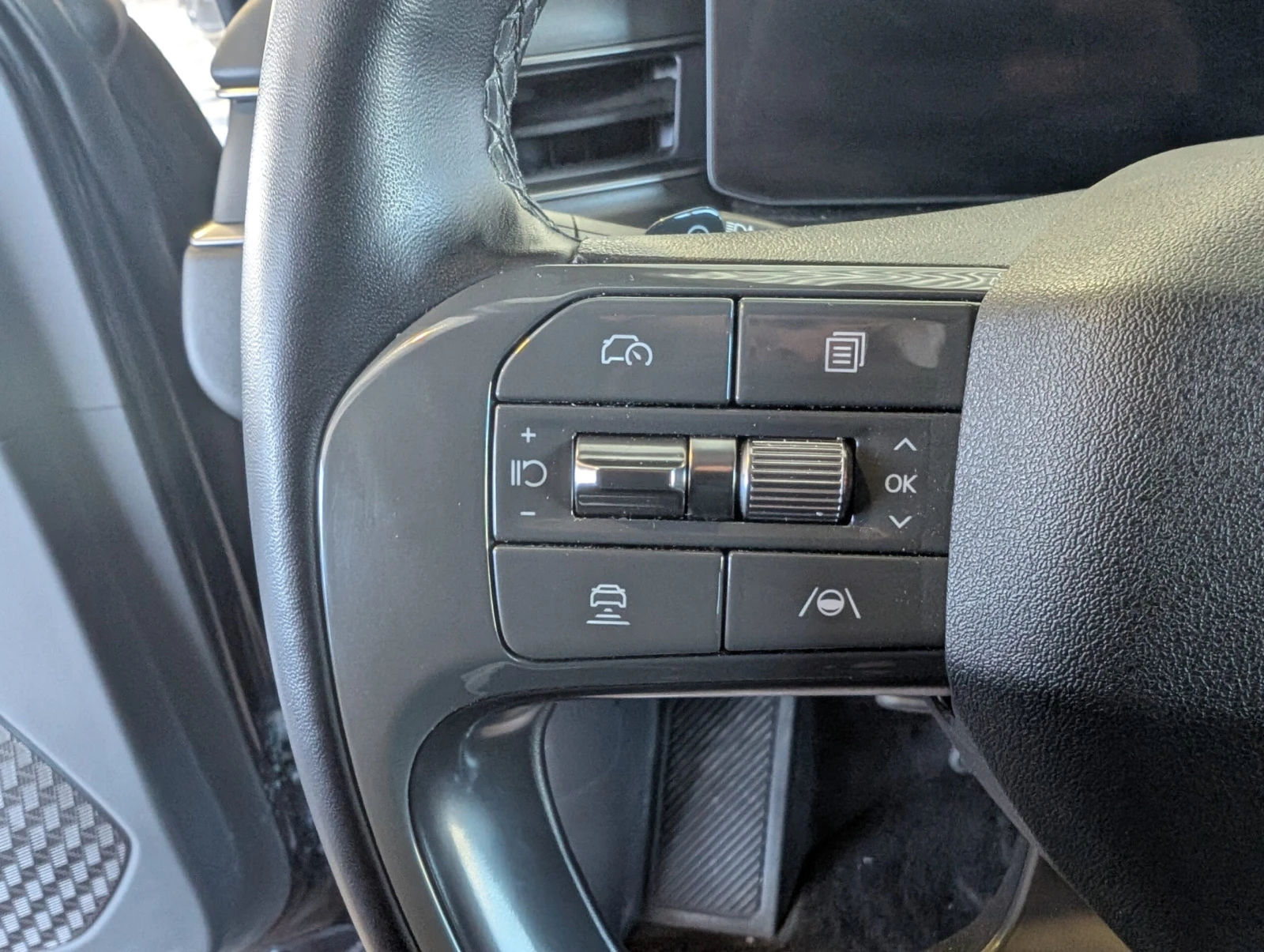 Kia EV9 WIND PA* ПОДГРЕВИ* ОБДУХВАНЕ* 3ТИ РЕД СЕДАЛКИ, снимка 13 - Автомобили и джипове - 54005744