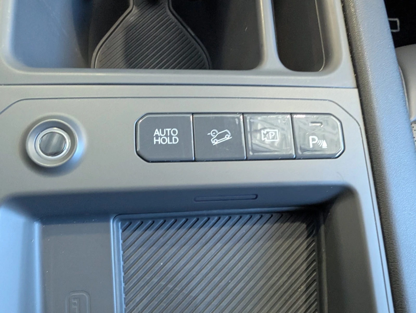 Kia EV9 WIND PA* ПОДГРЕВИ* ОБДУХВАНЕ* 3ТИ РЕД СЕДАЛКИ, снимка 11 - Автомобили и джипове - 54005744