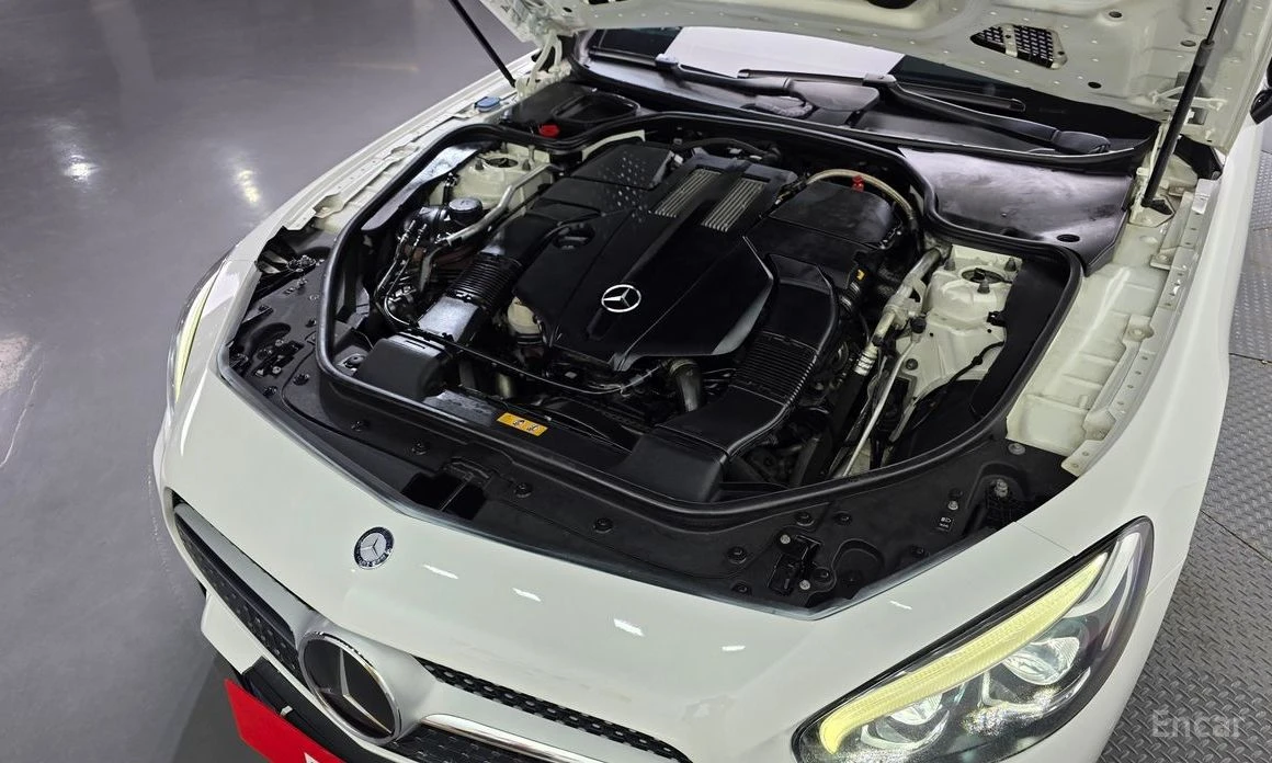 Mercedes-Benz SL 400 * HARMAN* KARDON* KEYLESS* ПОДГРЕВ* КАМЕРИ* 360* , снимка 14 - Автомобили и джипове - 54195460