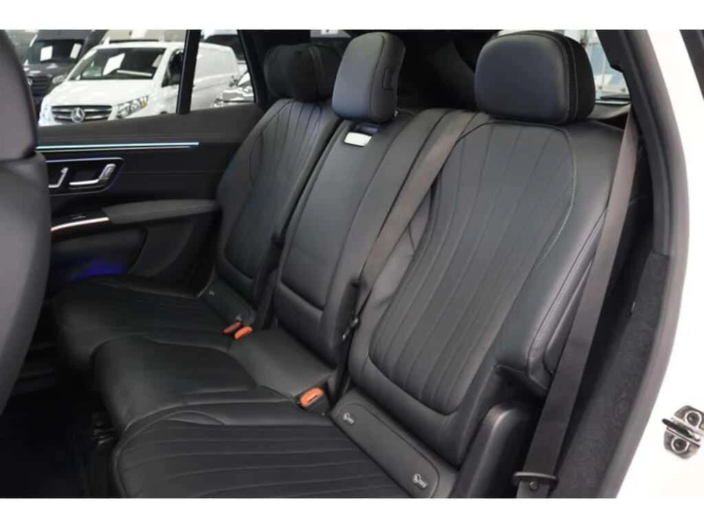 Mercedes-Benz EQS SUV (BEV) ������/���������/�������� | Mobile.bg � ����������� 11