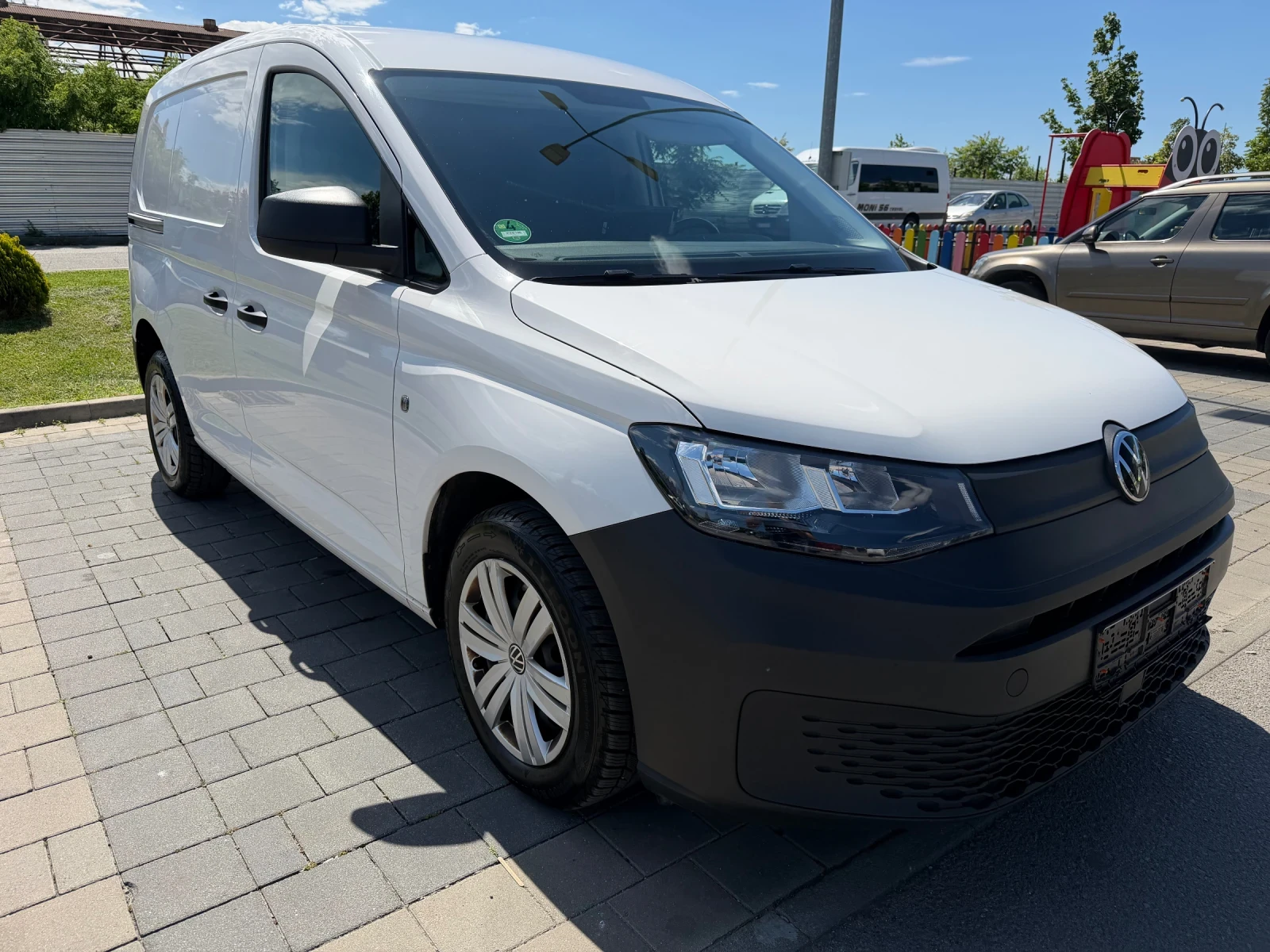 VW Caddy 2.0TDI DSG CARGO, снимка 2 - Автомобили и джипове - 54291192
