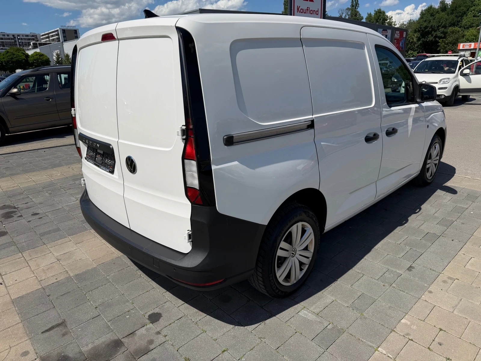 VW Caddy 2.0TDI DSG CARGO, снимка 5 - Автомобили и джипове - 54291192