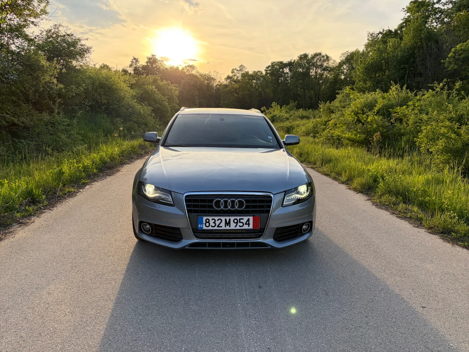 Audi A4 2.0TDI 3xSline СЕРВИЗНА ИСТОРИЯ RECARO LED, снимка 2 - Автомобили и джипове - 54444881
