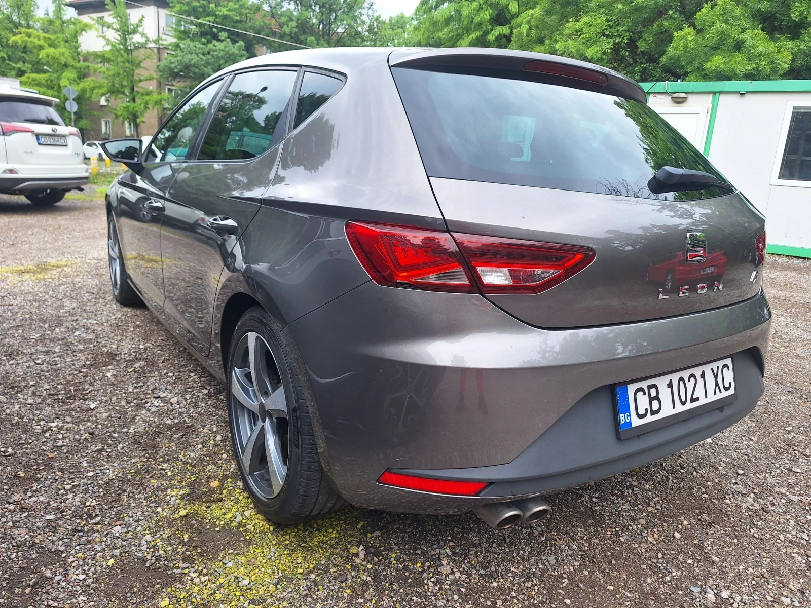 Seat Leon 2.0TDI, снимка 2 - Автомобили и джипове - 54649681