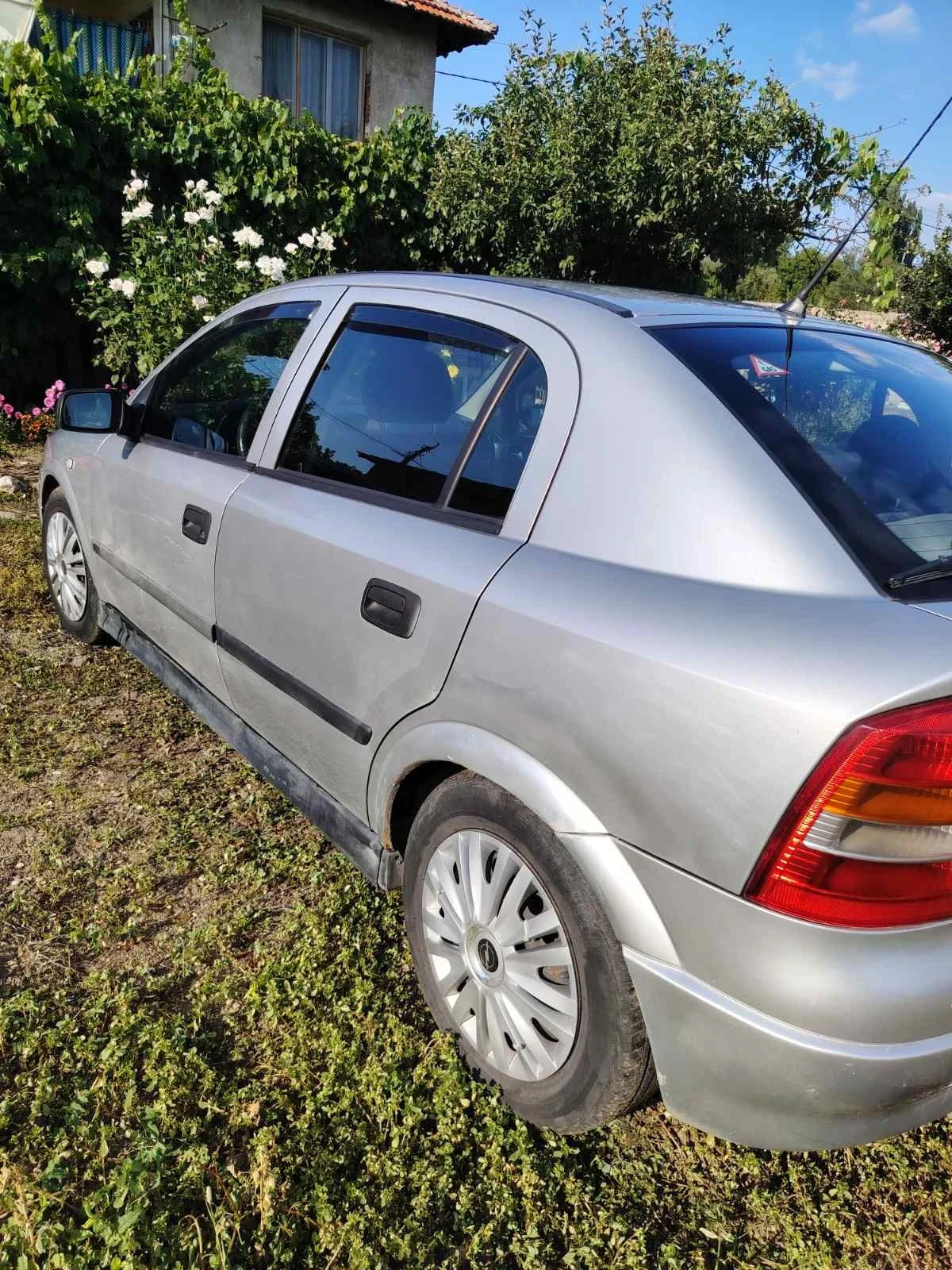 Opel Astra, снимка 11 - Автомобили и джипове - 54657798
