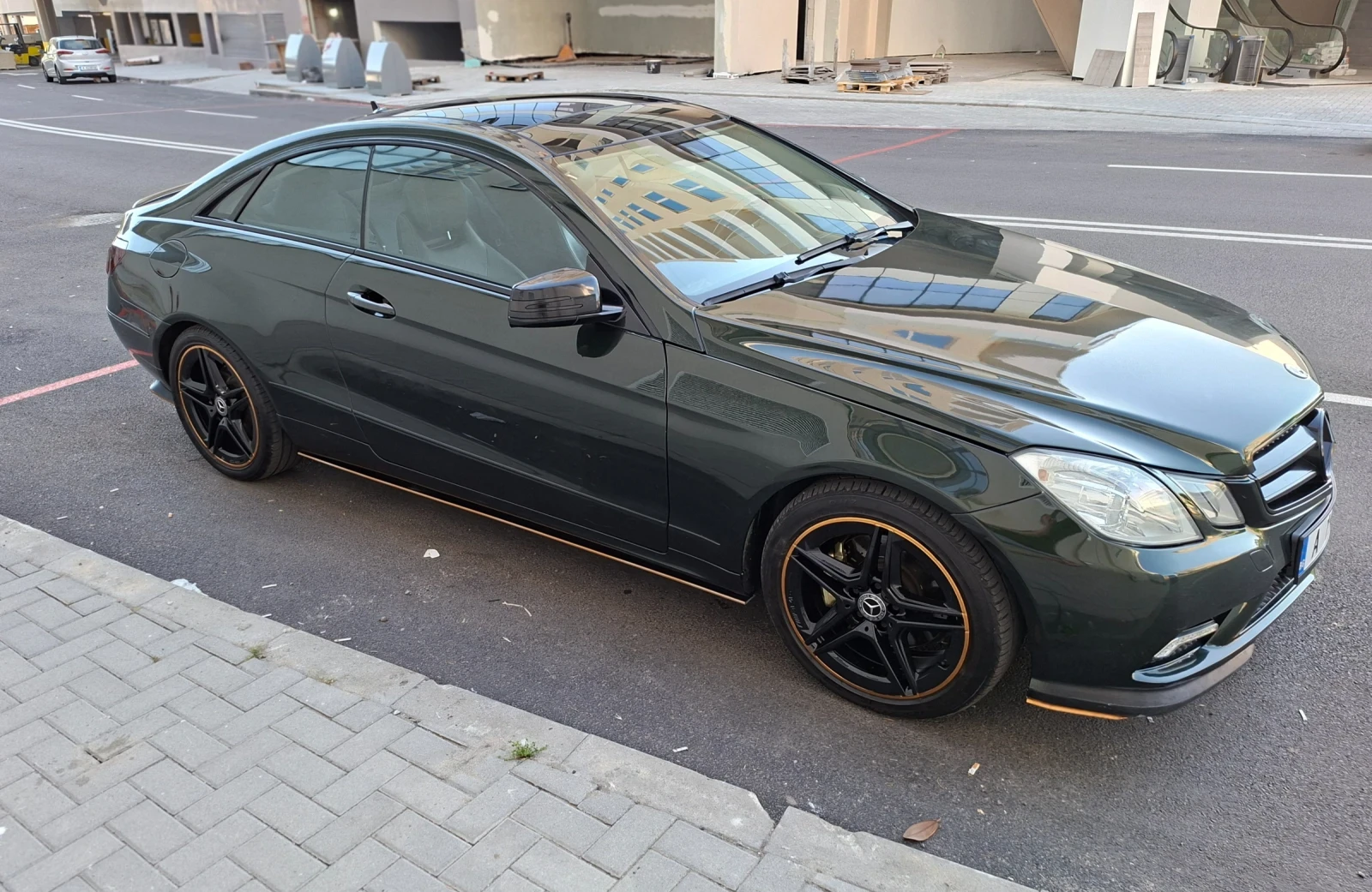 Mercedes-Benz E 350, снимка 4 - Автомобили и джипове - 54873187