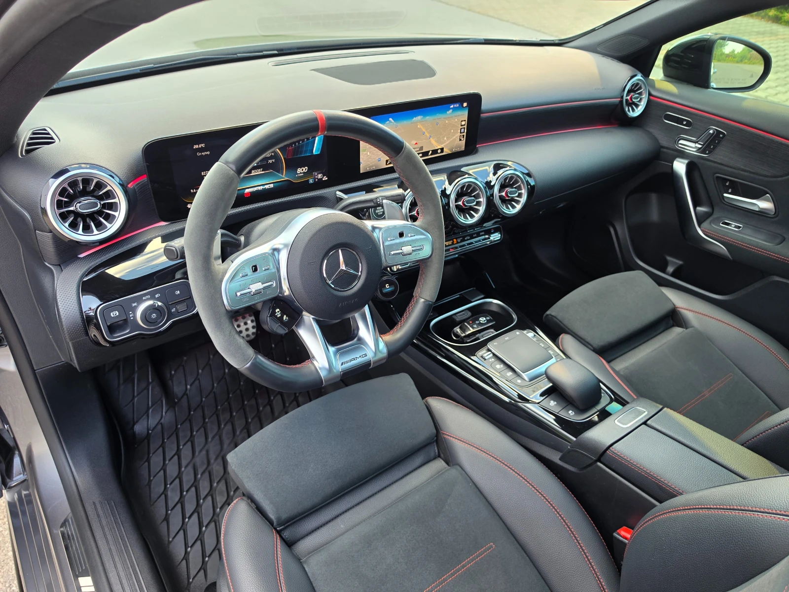 Mercedes-Benz A 35 AMG 4MATIC 360 PANORAMA, снимка 10 - Автомобили и джипове - 55062425