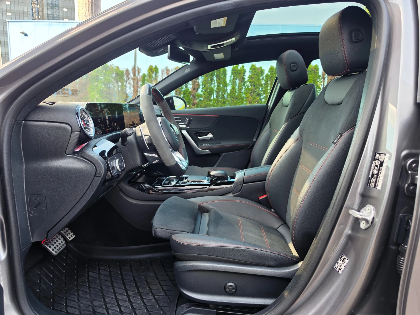 Mercedes-Benz A 35 AMG 4MATIC 360 PANORAMA, снимка 9 - Автомобили и джипове - 55062425