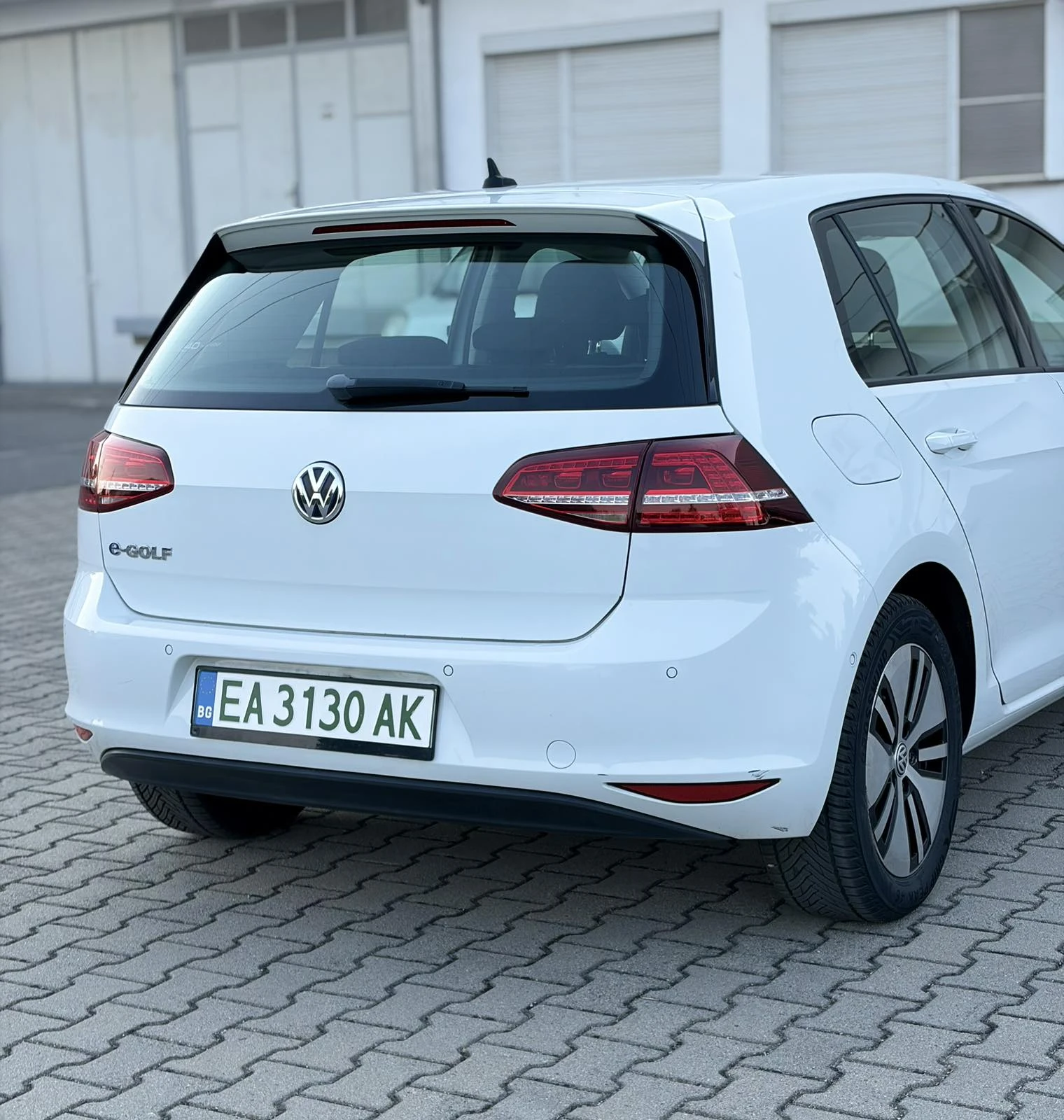 VW Golf e-Golf, снимка 9 - Автомобили и джипове - 55334608