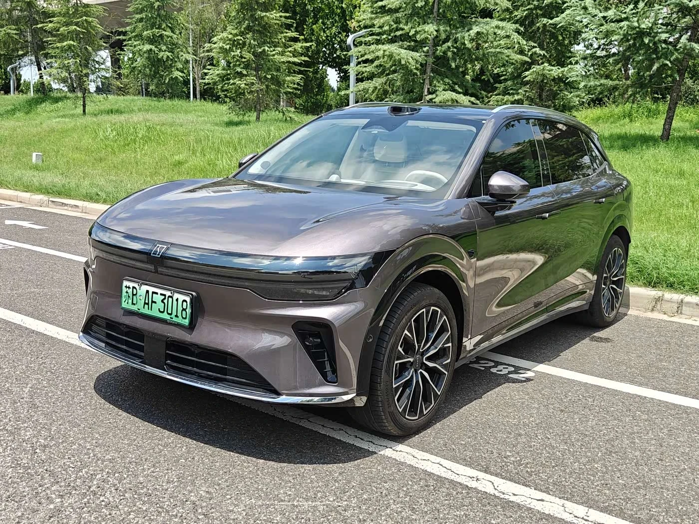 Zeekr 7X MAX Edition 75KW autogeorge.com, снимка 3 - Автомобили и джипове - 55689593