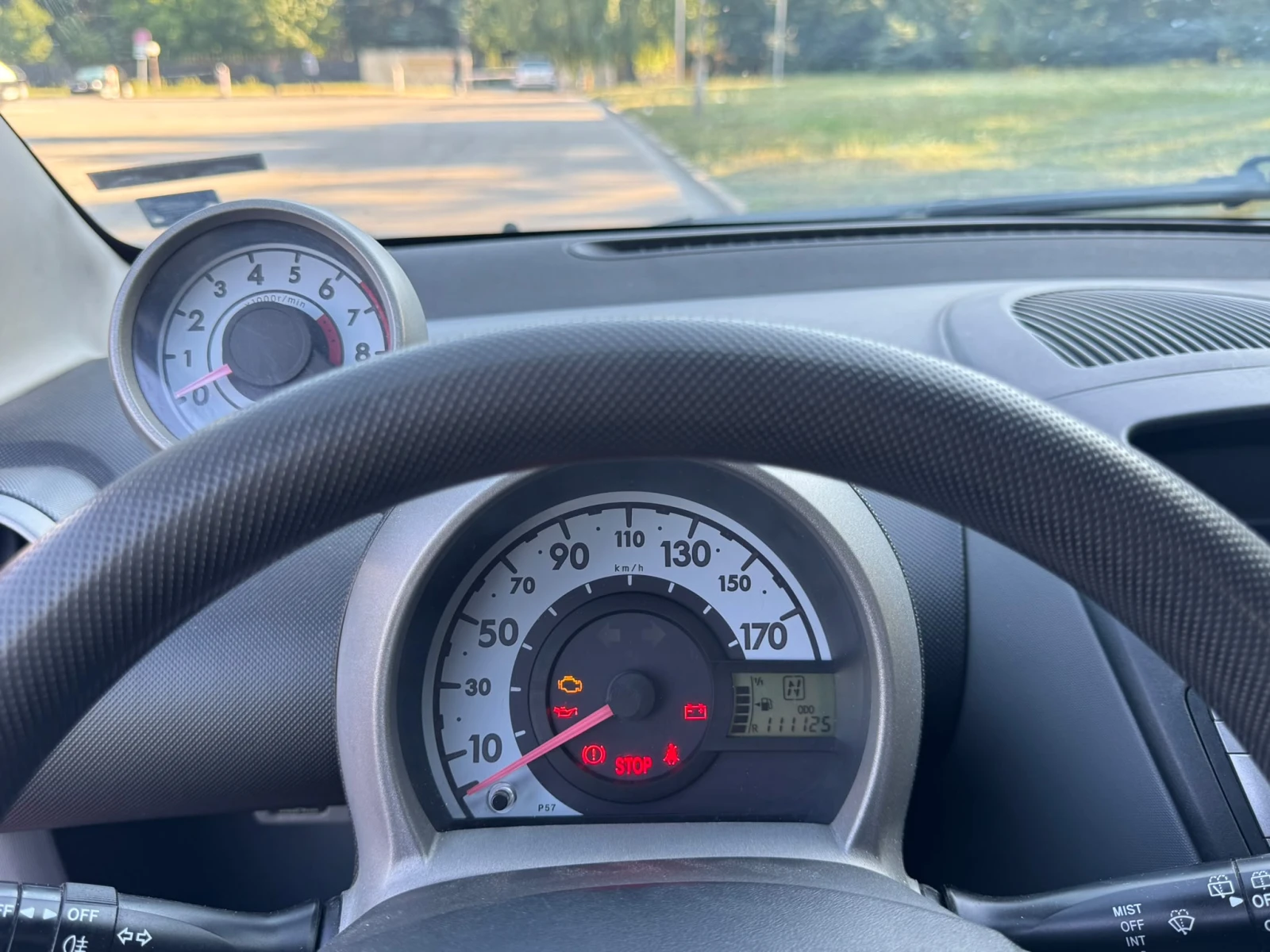 Toyota Aygo 1.0, снимка 14 - Автомобили и джипове - 55777587