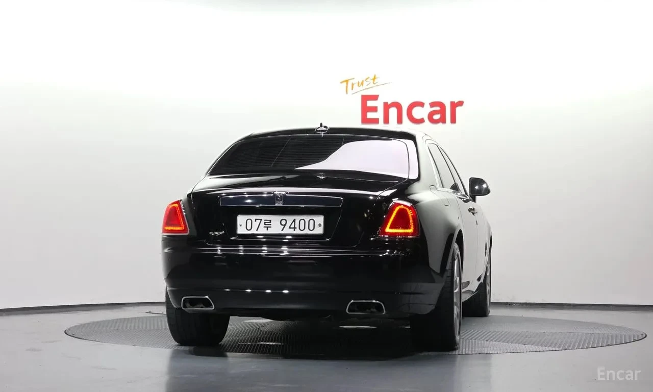 Rolls-Royce Ghost 6.6 EWB V12 , снимка 4 - Автомобили и джипове - 55878105