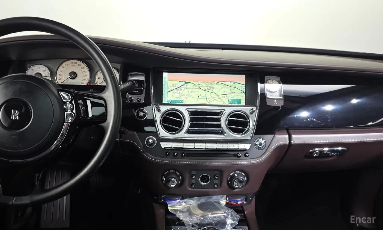Rolls-Royce Ghost 6.6 EWB V12 , снимка 15 - Автомобили и джипове - 55878105