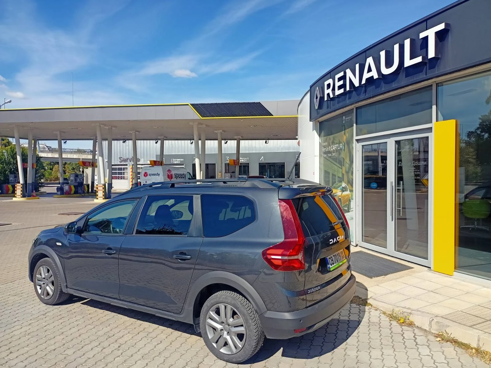 Dacia Jogger 1.0TCe EcoG 6+ 1м ГАЗ, снимка 6 - Автомобили и джипове - 56326073
