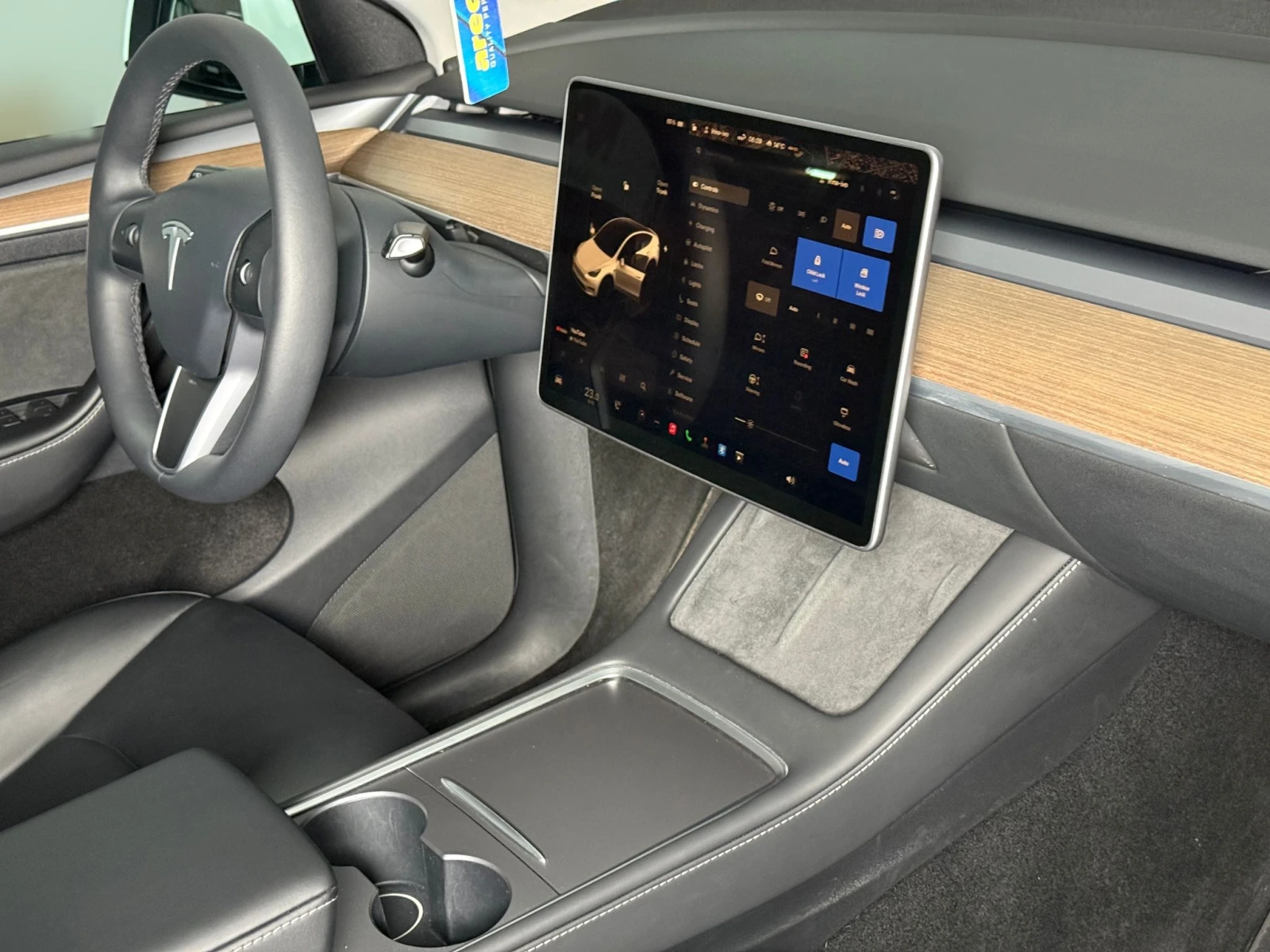 Tesla Model Y Long Range Dual Motor AWD, снимка 11 - Автомобили и джипове - 56358227