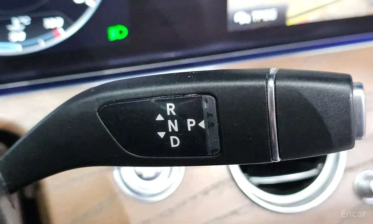Mercedes-Benz E 300  4MATIC Exclusive * ����� �� ����������� | Mobile.bg � ����������� 9