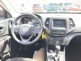 Jeep Cherokee North| БЕЗ УДАРИ| CARFAX| АВТОФИНАНСИРАНЕ, снимка 9