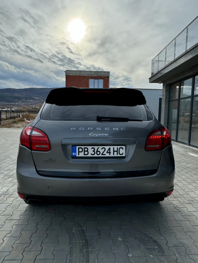 Porsche Cayenne 3.0TDi, снимка 5 - Автомобили и джипове - 48134244