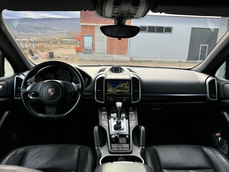 Porsche Cayenne 3.0TDi, снимка 10 - Автомобили и джипове - 48134244