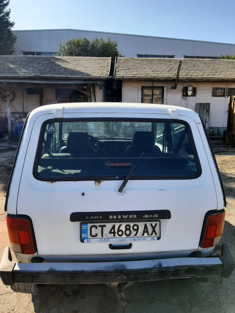 Lada Niva 21214, снимка 2 - Автомобили и джипове - 49309558