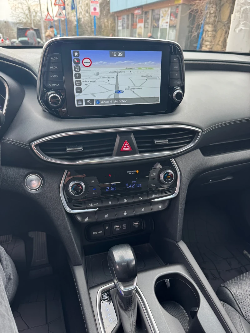 Hyundai Santa fe 2.2d, снимка 11 - Автомобили и джипове - 50695067