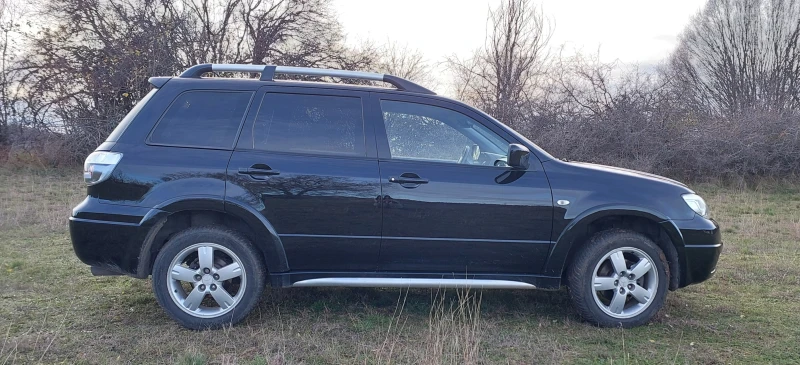 Mitsubishi Outlander Facelift , снимка 3 - Автомобили и джипове - 53186821