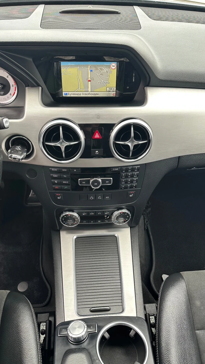 Mercedes-Benz GLK 220CDI 4MATIC, снимка 12 - Автомобили и джипове - 53455709