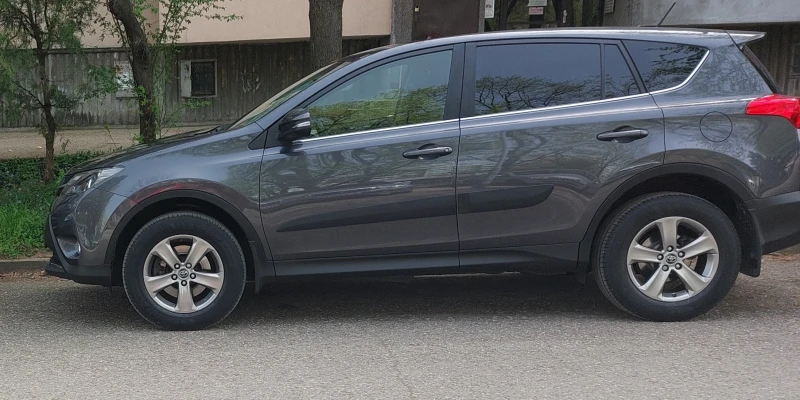 Toyota Rav4 4X4 ПЪЛНА СЕРВИЗНА ИСТОРИЯ В ТОЙОТА - 33900 лв. - 10566846 | Car24.bg