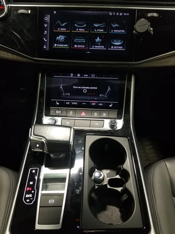 Audi Q7 * Komfort * CARFAX * БЕЗ ПЪРВОНАЧАЛНА ВНОСКА - изображение 9