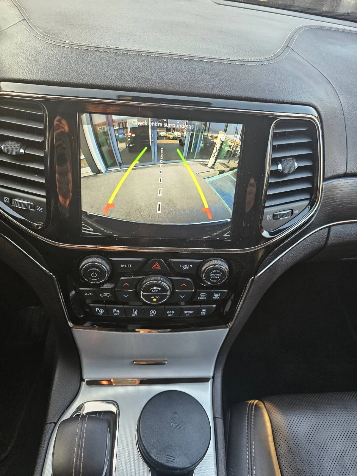 Jeep Grand cherokee 3.0 , снимка 12 - Автомобили и джипове - 53849043