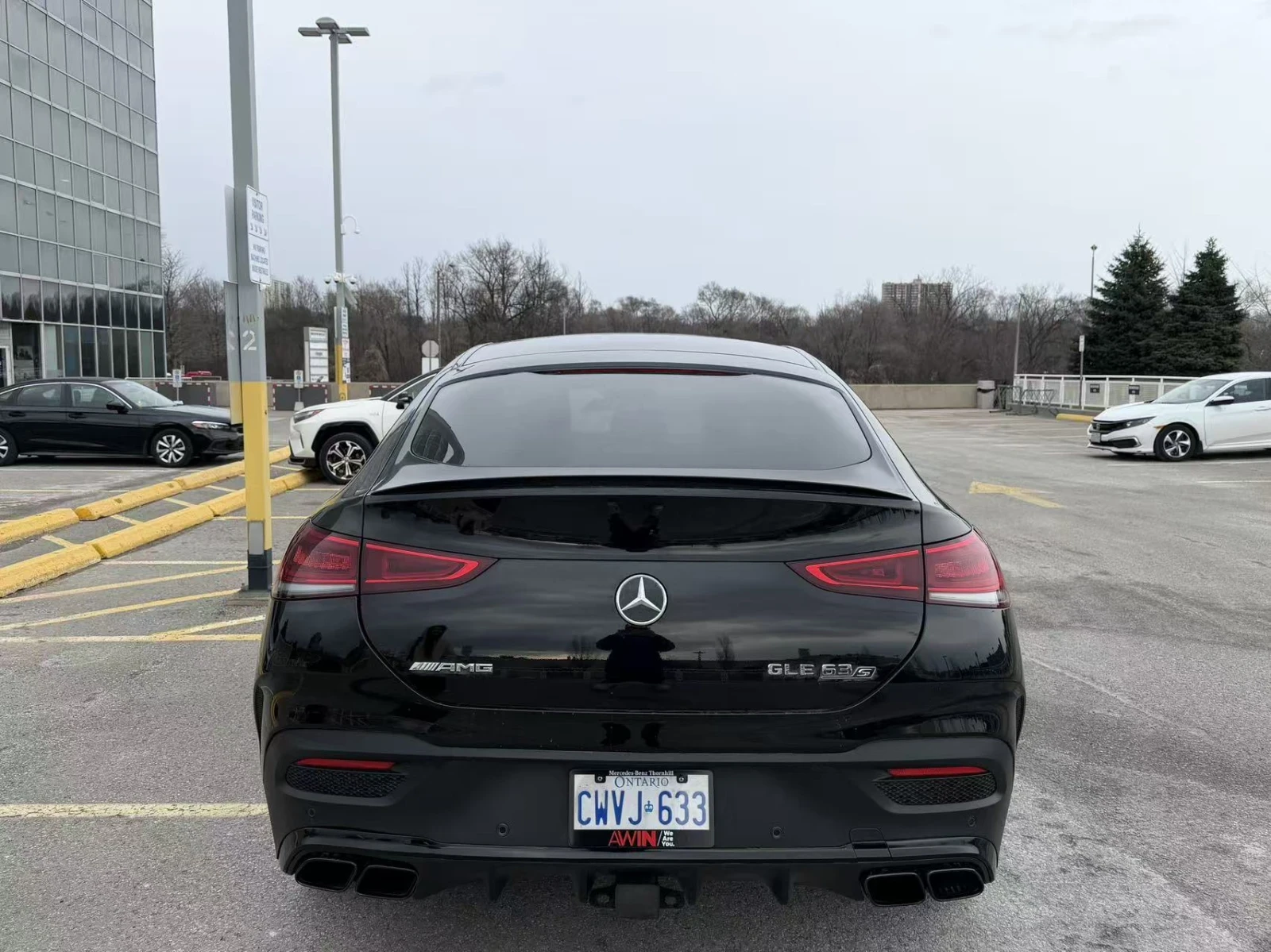 Mercedes-Benz GLE 63 S AMG AMG 63 S * CAR FAX * АВТО КРЕДИТ * BURMASTER * , снимка 5 - Автомобили и джипове - 54056599