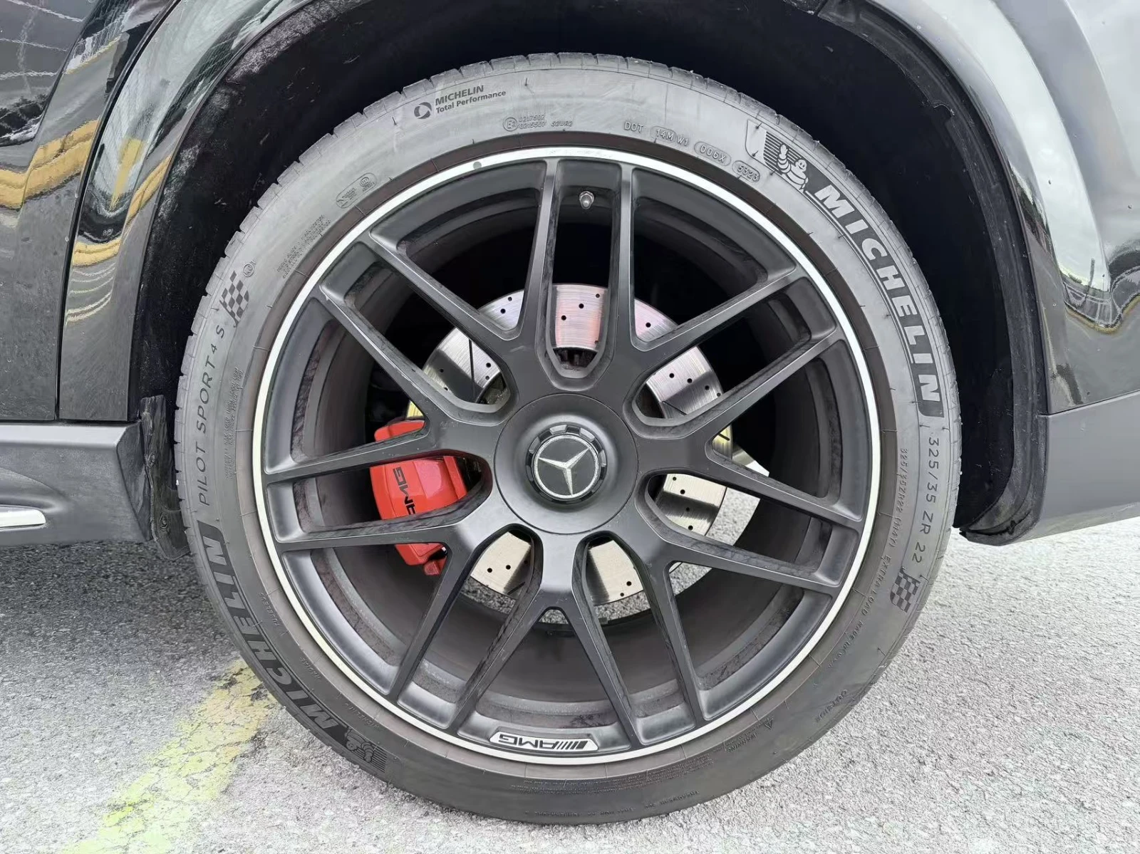 Mercedes-Benz GLE 63 S AMG AMG 63 S * CAR FAX * АВТО КРЕДИТ * BURMASTER * , снимка 9 - Автомобили и джипове - 54056599