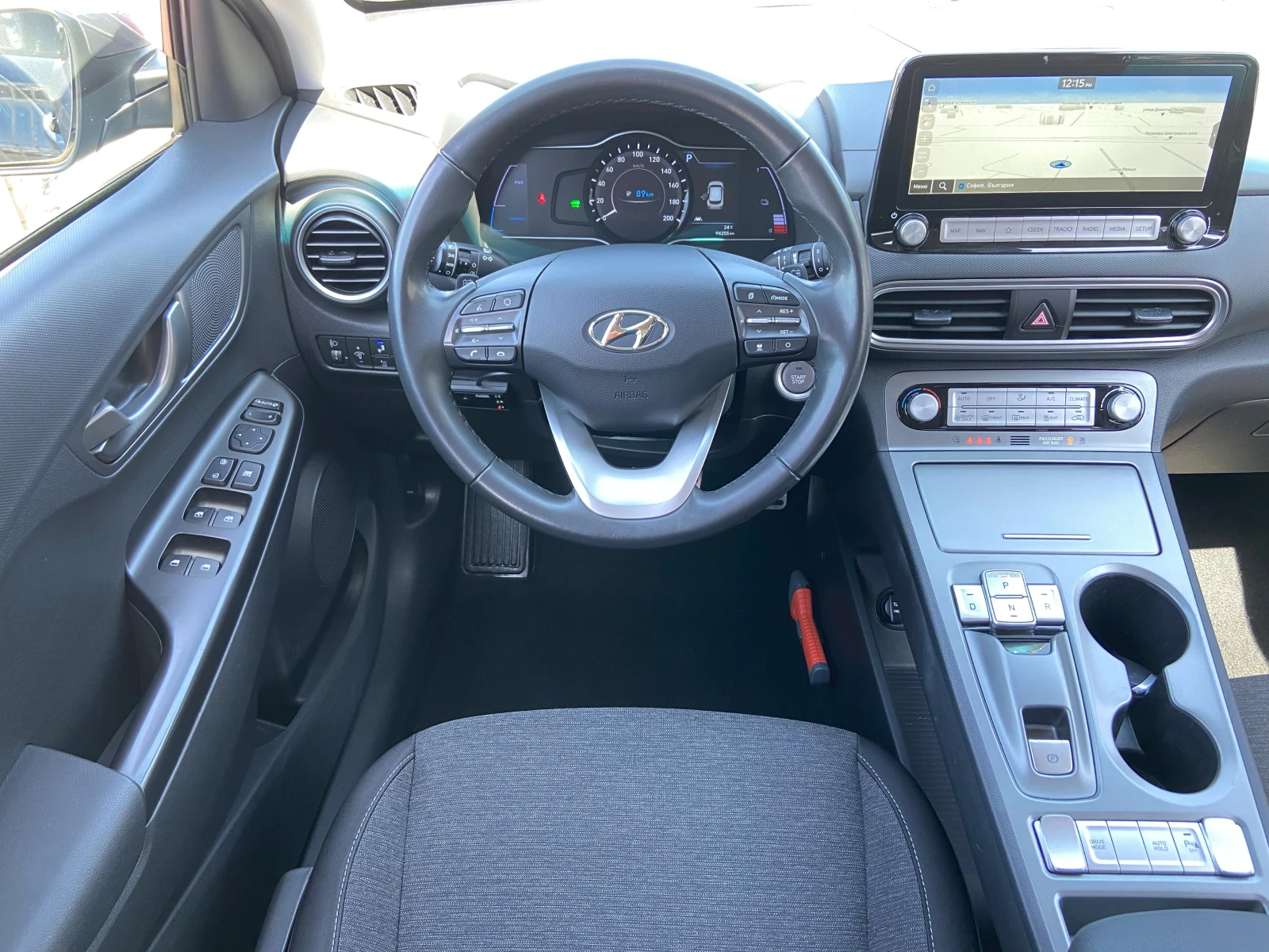 Hyundai Kona 64kw - 204кс, снимка 5 - Автомобили и джипове - 54228923