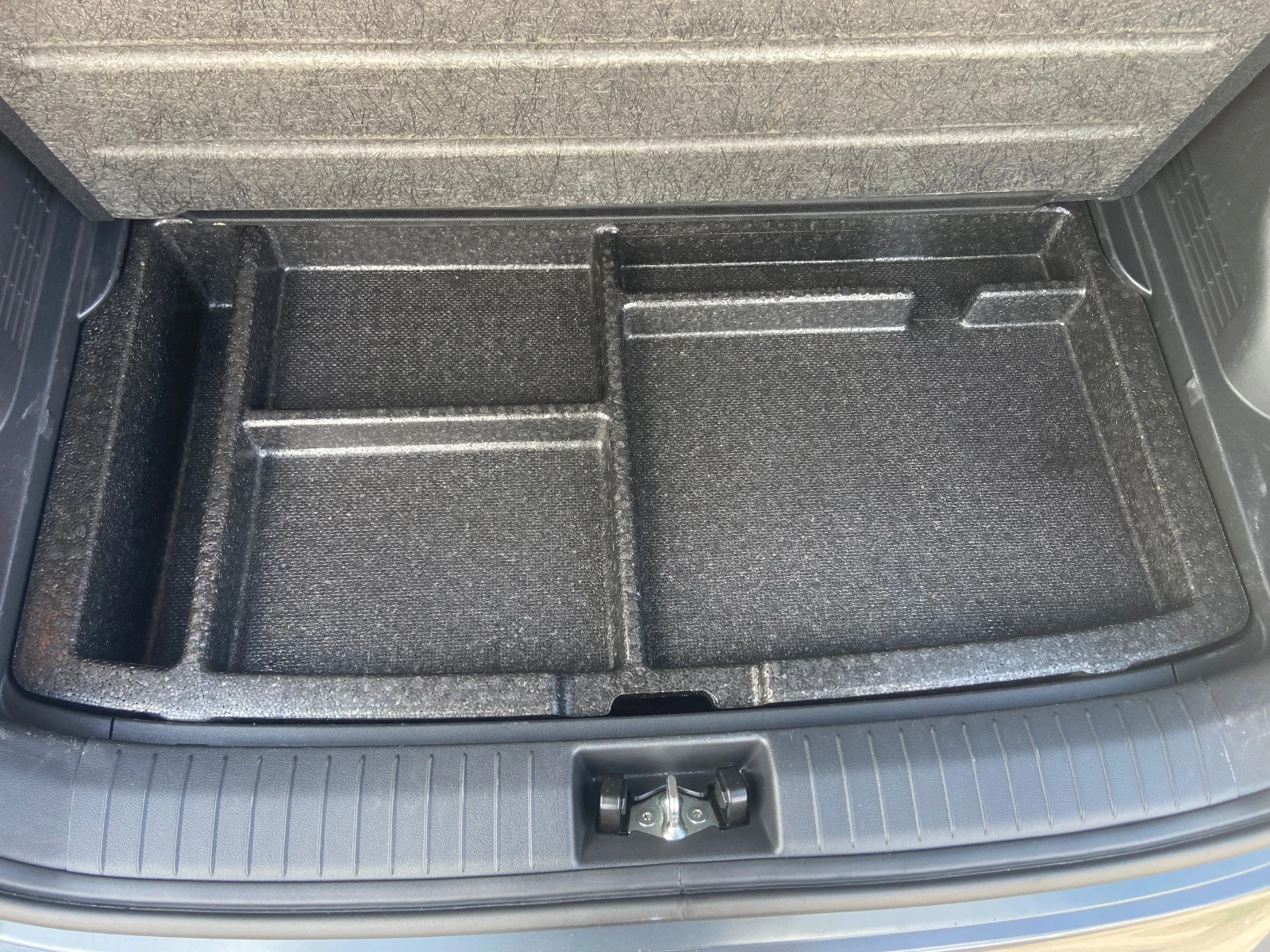 Hyundai Kona 64kw - 204кс, снимка 15 - Автомобили и джипове - 54228923