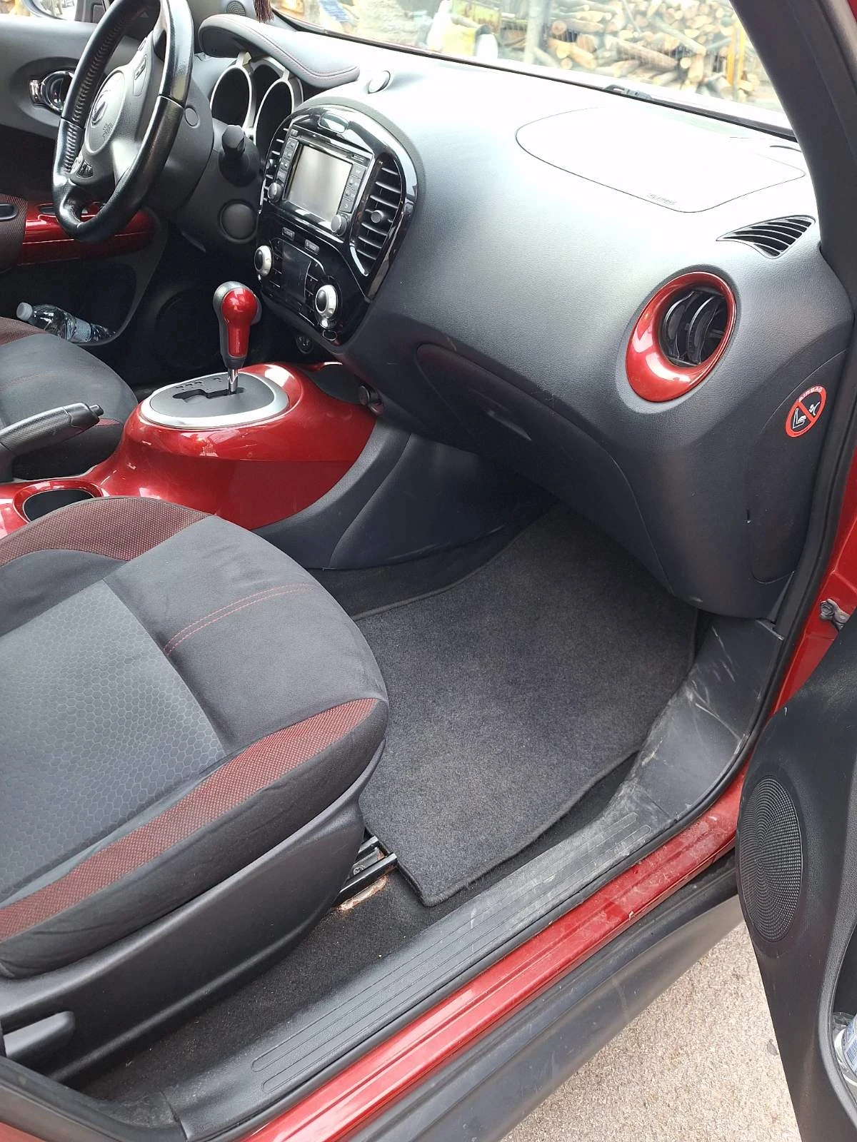 Nissan Juke 1.6 TURBO 190hp, снимка 2 - Автомобили и джипове - 54633842