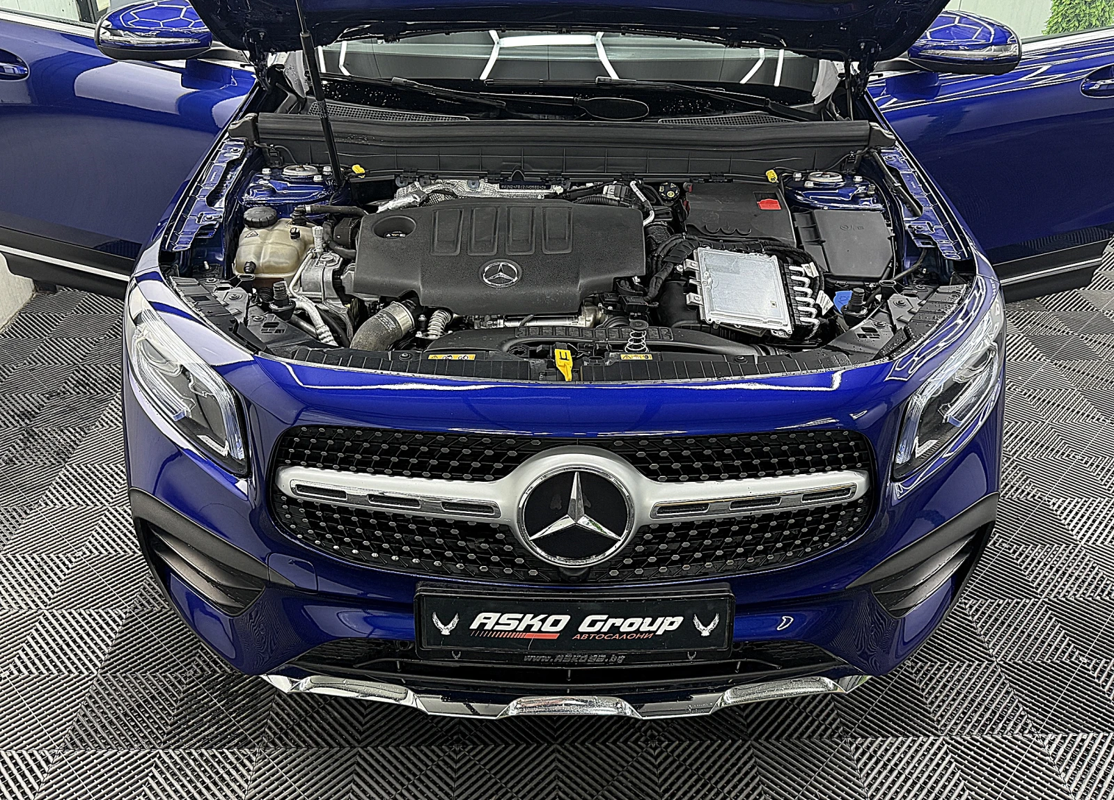 Mercedes-Benz GLB 200 AMG-PANORAMA/7-Mesta/СОБСТВЕН ЛИЗИНГ, снимка 17 - Автомобили и джипове - 54912468