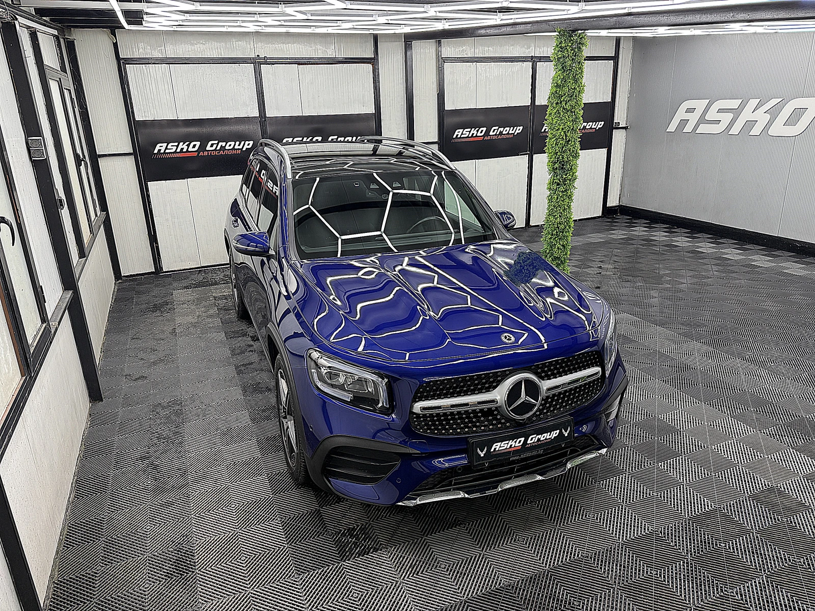 Mercedes-Benz GLB 200 AMG-PANORAMA/7-Mesta/СОБСТВЕН ЛИЗИНГ, снимка 7 - Автомобили и джипове - 54912468