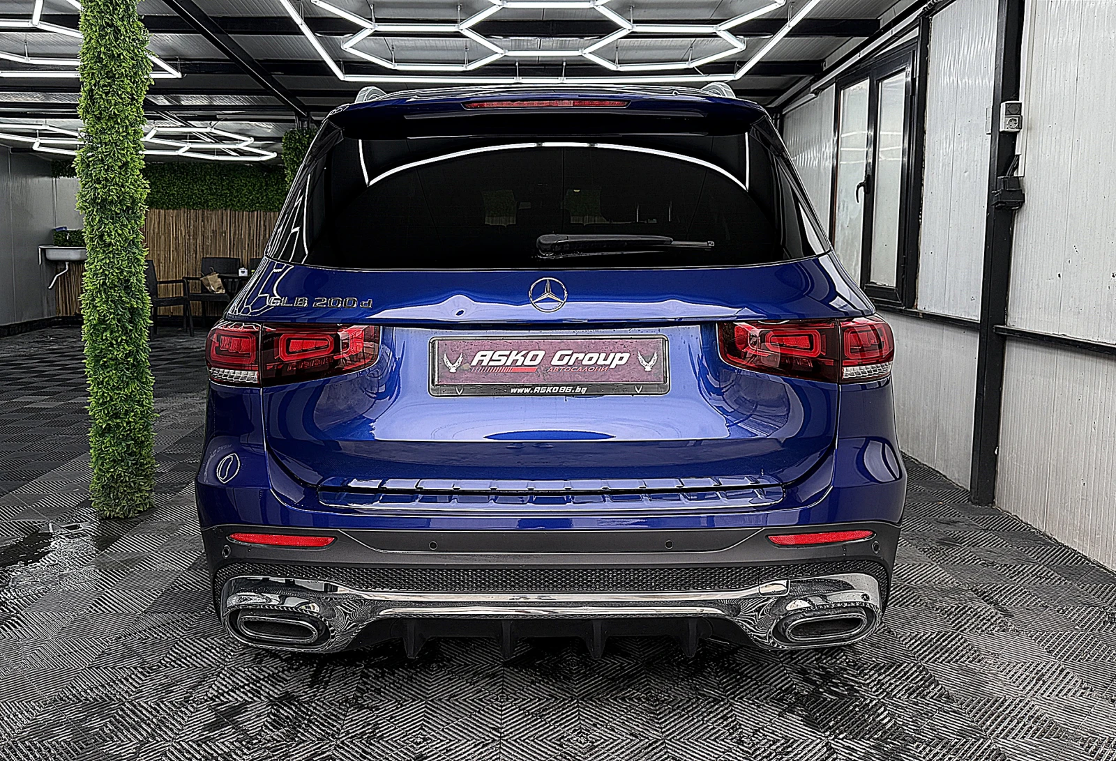 Mercedes-Benz GLB 200 AMG-PANORAMA/7-Mesta/СОБСТВЕН ЛИЗИНГ, снимка 5 - Автомобили и джипове - 54912468