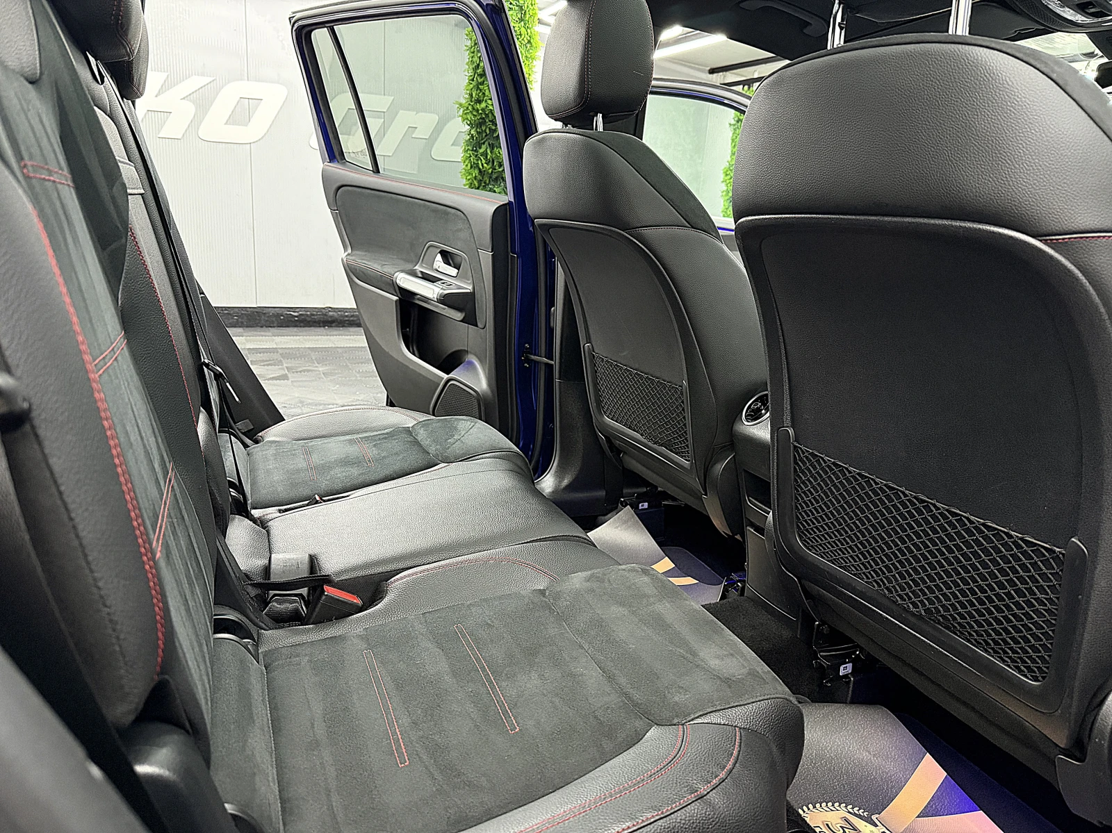Mercedes-Benz GLB 200 AMG-PANORAMA/7-Mesta/СОБСТВЕН ЛИЗИНГ, снимка 15 - Автомобили и джипове - 54912468