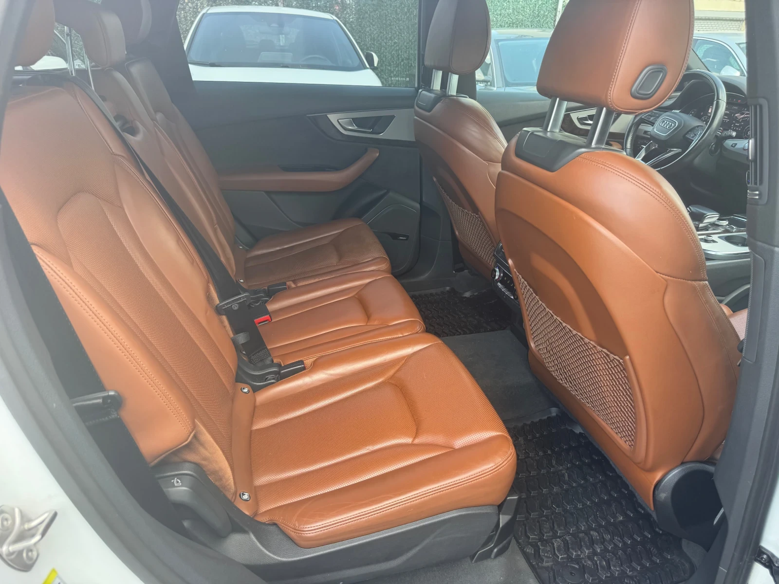 Audi SQ7 ОБДУХВАНЕ* МАСАЖ* ПОДГРЕВИ* ПАНОРАМА, снимка 14 - Автомобили и джипове - 55060895