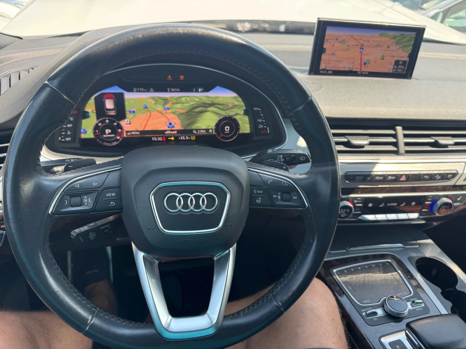 Audi SQ7 ОБДУХВАНЕ* МАСАЖ* ПОДГРЕВИ* ПАНОРАМА, снимка 4 - Автомобили и джипове - 55060895